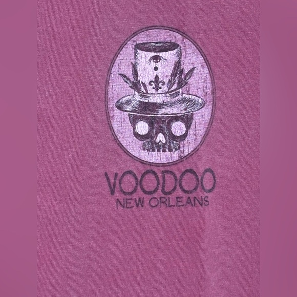 Deep Rose Distressed New Orleans Voo Doo T-Shirt Sz S - Picture 2 of 11
